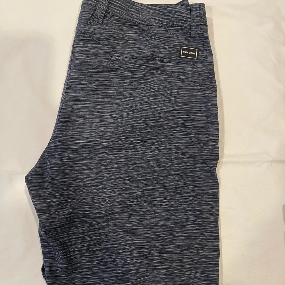 Volcom shorts
